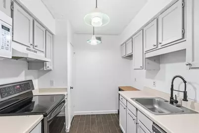 8109 Skillman Street #2002, Dallas, TX 75231 - Photo 14