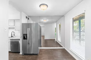 8109 Skillman St, Dallas, TX 75231 - Photo 12