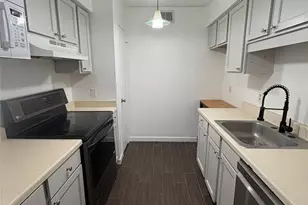 8109 Skillman St, Dallas, TX 75231 - Photo 8