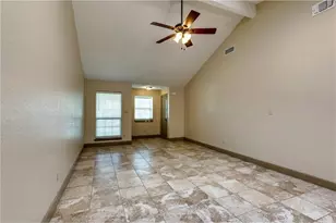 2921 Clover Ln, Euless, TX 76039 - Photo 2