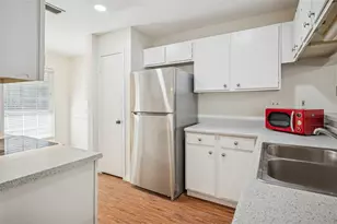 5981 Arapaho Rd, Dallas, TX 75248 - Photo 2