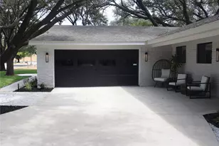 1428 Dorris St, Hurst, TX 76053 - Photo 22