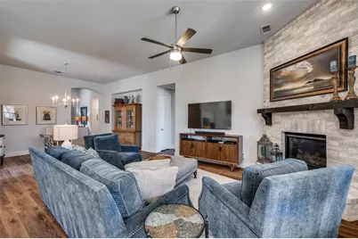 1521 Creekside Drive, Van Alstyne, TX 75495 - Photo 12