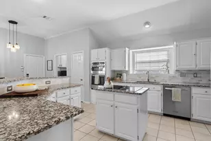 2059 Birchwood Ct, Lewisville, TX 75067 - Photo 12