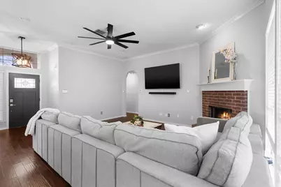 2059 Birchwood Court, Lewisville, TX 75067 - Photo 10