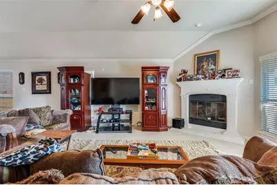 626 Saddlebrook, DeSoto, TX 75115 - Photo 4