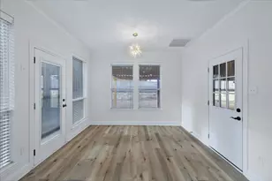 313 Nutmeg, Burleson, TX 76028 - Photo 12