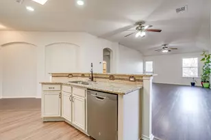 9812 Maryville Ln, Fort Worth, TX 76108 - Photo 12