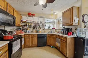 1510 Shalfont Ln, Garland, TX 75040 - Photo 10