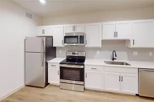 715 N Lancaster Ave, Dallas, TX 75203 - Photo 14