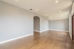 3331 Sedona Dr, Grand Prairie, TX 75052 - Photo 6