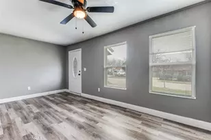 3111 Arizona Ave, Dallas, TX 75216 - Photo 4