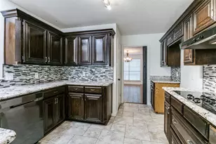 1213 Briar Dr, Bedford, TX 76022 - Photo 6