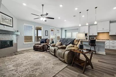 1913 Briar Hill Drive, Denton, TX 76207 - Photo 8