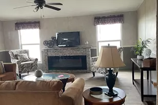 201 Farmhouse Rd, Springtown, TX 76082 - Photo 4