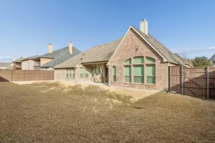 15207 Edna Ln, Frisco, TX 75035 - Photo 4