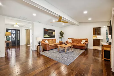 10147 Mapleridge Drive, Dallas, TX 75238 - Photo 14