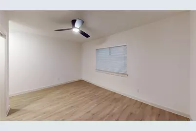 715 N Lancaster Avenue #210, Dallas, TX 75203 - Photo 4