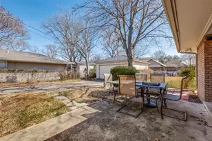 11062 Milhof Dr, Dallas, TX 75228 - Photo 24