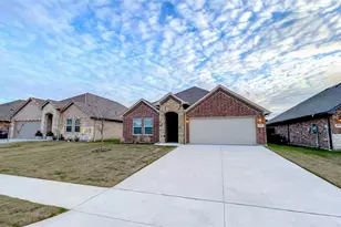 805 Tippit Ln, Greenville, TX 75402 - Photo 2