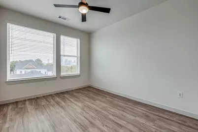 624 N Lancaster Avenue #106, Dallas, TX 75203 - Photo 10