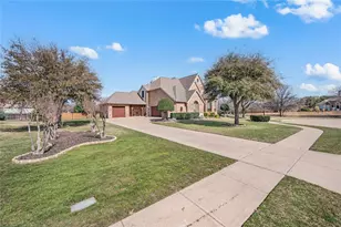 705 Landsbury Ct, Keller, TX 76248 - Photo 6