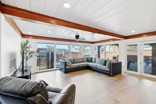 6 Horseshoe Dr, Highland Village, TX 75077 - Photo 6