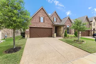 2920 Nottingham Ct, Roanoke, TX 76262 - Photo 2