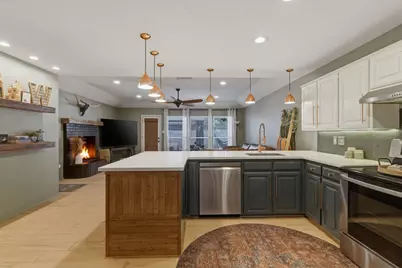 945 Lake Ridge Drive, Azle, TX 76020 - Photo 12