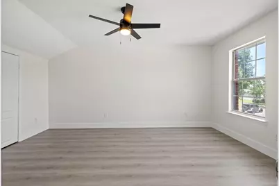 3805 Wellington Drive, Richardson, TX 75082 - Photo 8