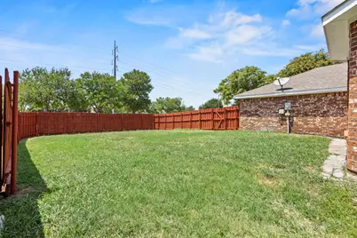 3805 Wellington Drive, Richardson, TX 75082 - Photo 22