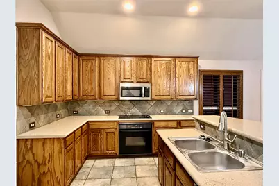 1737 Flowers Drive, Carrollton, TX 75007 - Photo 6