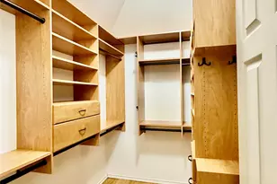 1737 Flowers Dr, Carrollton, TX 75007 - Photo 10