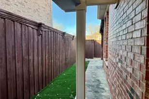 1737 Flowers Dr, Carrollton, TX 75007 - Photo 16