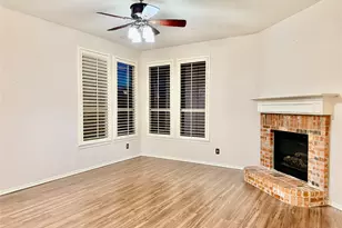 1737 Flowers Dr, Carrollton, TX 75007 - Photo 4