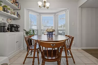 315 Stoneledge Drive, Irving, TX 75063 - Photo 14