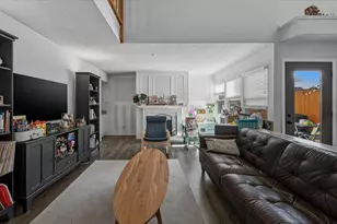 315 Stoneledge Dr, Irving, TX 75063 - Photo 4