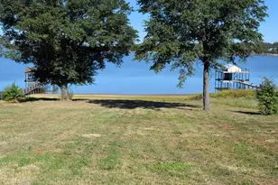 1540 Shoreline Dr, Mabank, TX 75143 - Photo 1