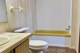 1211 W 4th St, Breckenridge, TX 76424 - Photo 12