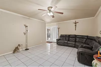 1144 Woodmere Drive, Lewisville, TX 75067 - Photo 4