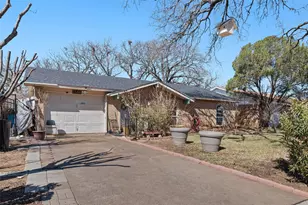 1144 Woodmere Dr, Lewisville, TX 75067 - Photo 1