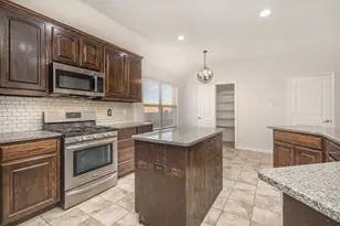 908 Lincoln Dr, Royse City, TX 75189 - Photo 8