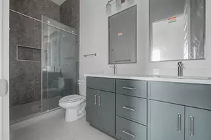 2925 Spruce Valley Ln, Dallas, TX 75233 - Photo 38