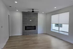 1512 Seegar St, Dallas, TX 75215 - Photo 2