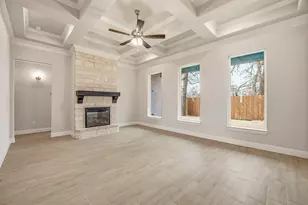 400 Sunflower Ct, Tolar, TX 76476 - Photo 8