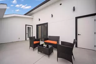 1512 Seegar St, Dallas, TX 75215 - Photo 6