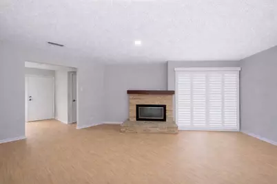 3 Dewberry Court, Bedford, TX 76021 - Photo 2