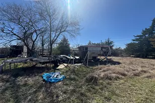 510 S Pecan St, Bells, TX 75414 - Photo 8