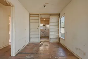 4242 Aero Dr, Dallas, TX 75209 - Photo 12