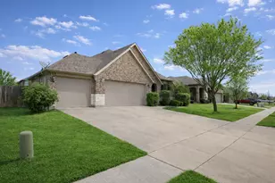 108 Zion Ln, Forney, TX 75126 - Photo 2
